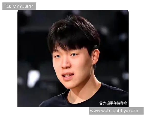 杨瀚森的发型之争：剃掉锅盖头选择寸头或光头更显魅力