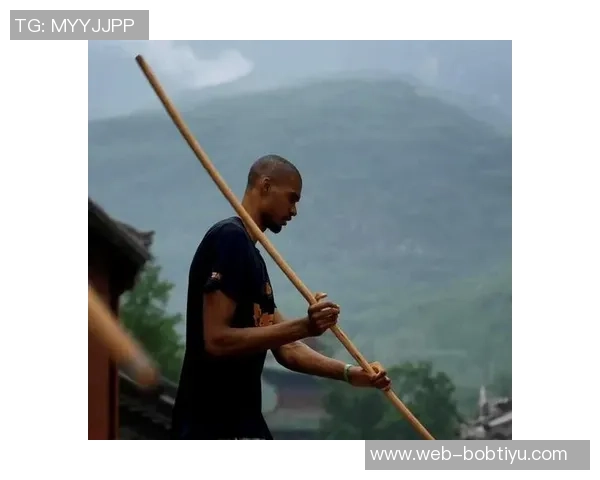 文班亚马自信心态与身体素质的完美结合展现无畏精神