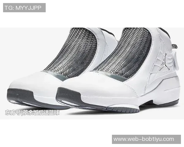 迎接世界杯刺客足球鞋灵感下的Kobe8Mambacurial复刻版即将上市